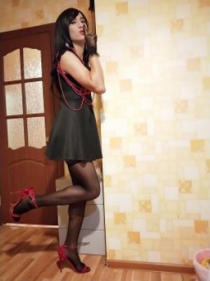 Транссексуалка кира