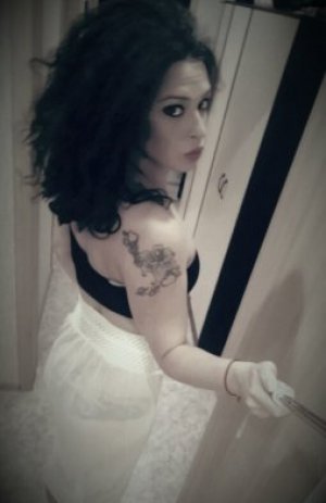 Транссексуалка Лера